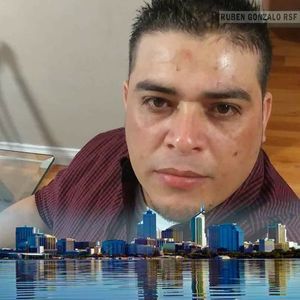 Meet your Posher, Ismael